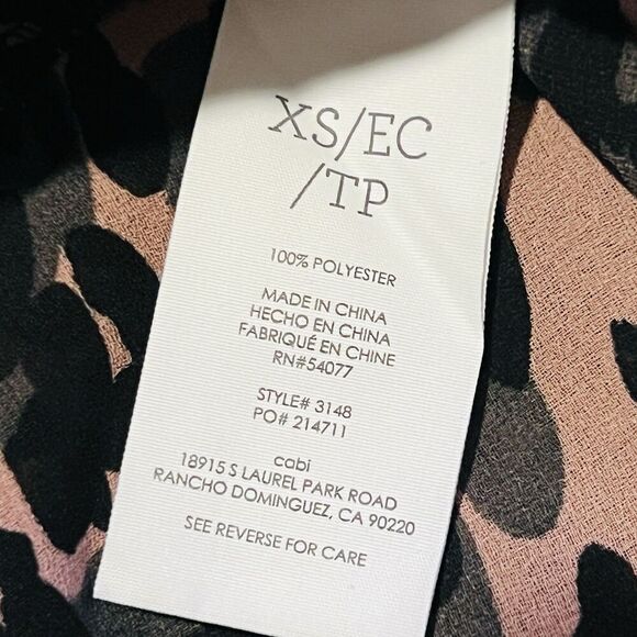 Beautiful CAbi Pink & Black Ruffly Chiffon Blouse with Attached Neck Scarf Sz XS - Picture 9 of 9